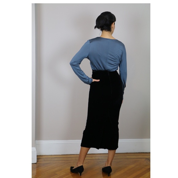 Vintage OMO NORMA KAMALI Black Velvet Skirt - Picture 2 of 8